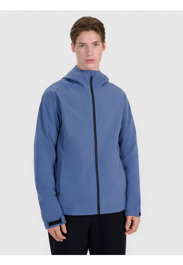 4f - 4F Kurtka softshell wiatroodporna membrana 5000 męska - granatowa M. Typ kołnierza: kaptur. Kolor: niebieski. Materiał: softshell. Technologia: Windstopper