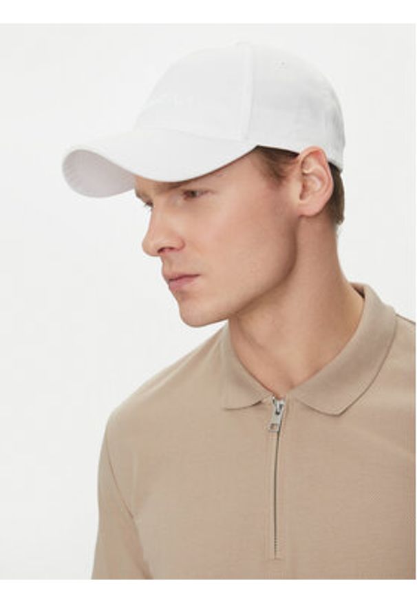 Calvin Klein Czapka z daszkiem K50K511987 Biały. Kolor: biały. Materiał: bawełna, materiał