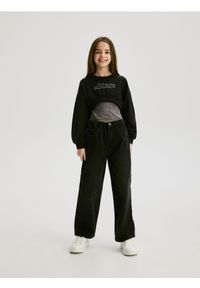 Reserved - Bluza z imitacją t-shirtu - czarny. Kolor: czarny. Materiał: bawełna, dzianina. Długość: krótkie #1