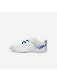 KIPSTA - Buty do piłki nożnej halowej dla dzieci Kipsta Futsal 100. Zapięcie: rzepy. Kolor: biały, niebieski, wielokolorowy. Materiał: poliester. Sport: piłka nożna