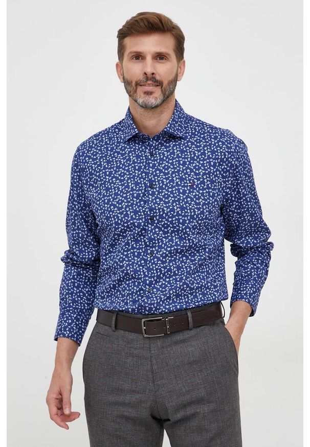TOMMY HILFIGER - Tommy Hilfiger koszula bawełniana męska kolor granatowy slim z kołnierzykiem włoskim. Typ kołnierza: kołnierzyk włoski. Kolor: niebieski. Materiał: bawełna