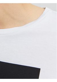 Jack & Jones - Jack&Jones T-Shirt 12235179 Biały Regular Fit. Kolor: biały. Materiał: bawełna #4