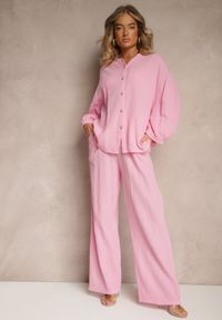 Renee - Różowy Bawełniany Komplet Muślinowy Oversize z Koszulą i Szerokimi Spodniami Ziorina. Kolor: różowy. Materiał: bawełna. Wzór: aplikacja #5