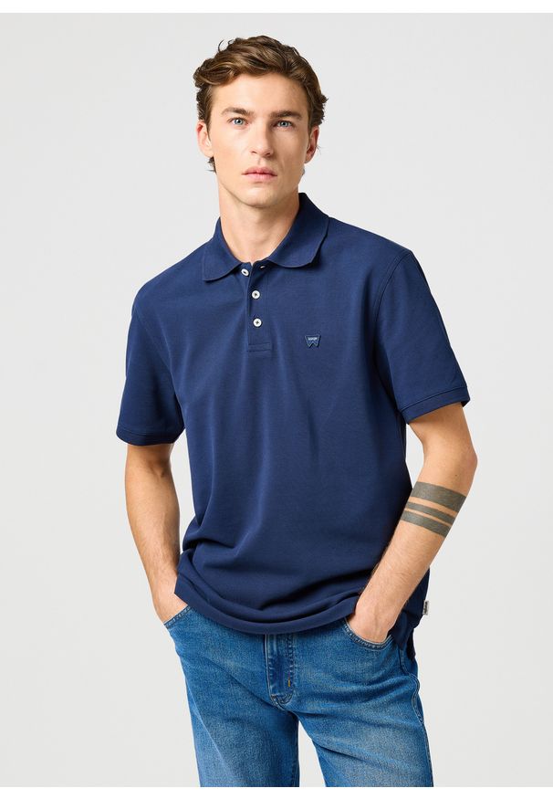 Wrangler - MESKA KOSZULKA POLO WRANGLER POLO SHIRT BLACK IRIS 112362388. Typ kołnierza: polo