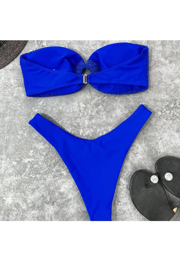 Intica - Strój kąpielowy bez ramiączek z dopasowanymi majtkami Khalani. Kolor: niebieski. Materiał: materiał. Długość: długie