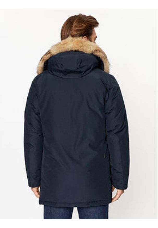 Woolrich Kurtka puchowa Arctic CFWOOU0482MRUT0001 Granatowy Regular Fit. Kolor: niebieski. Materiał: bawełna