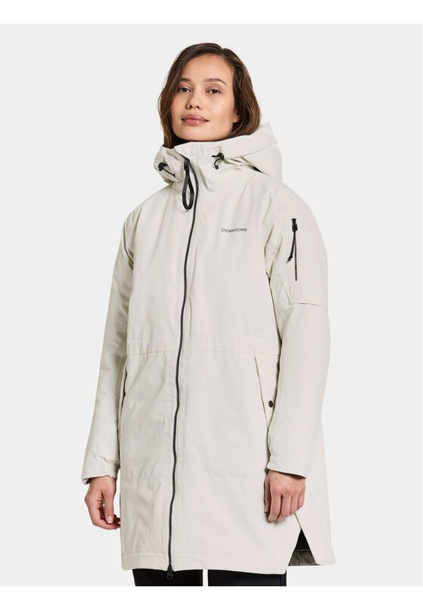 Didriksons Parka Ella Wns Parka 2 504835 Beżowy Regular Fit. Kolor: beżowy. Materiał: syntetyk