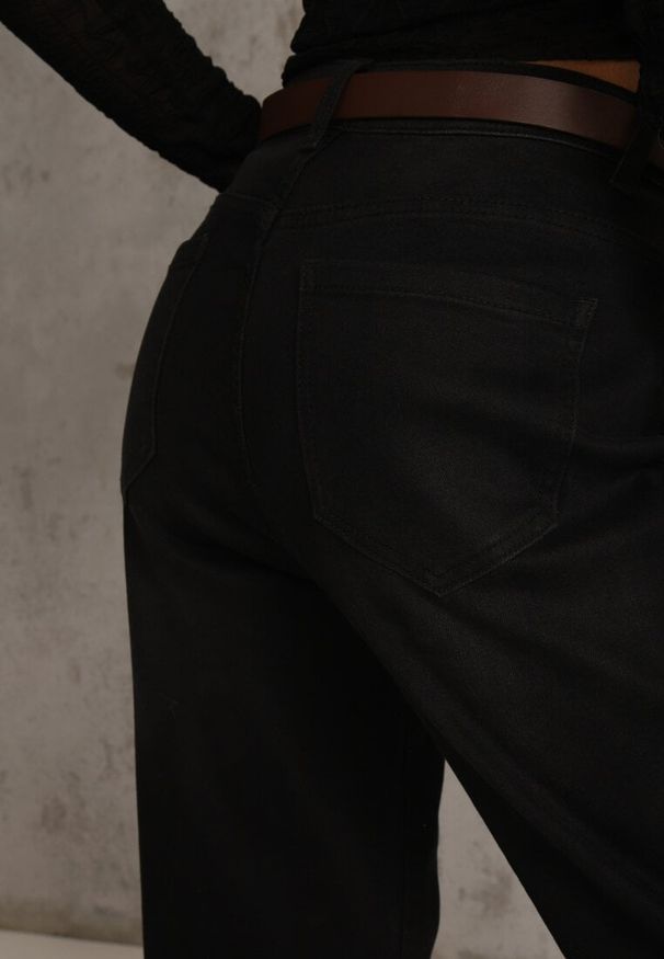 Renee - Czarne Jeansy Straight Leg High Waist z Bawełną i Dodatkiem Wiskozy Vilinoris. Okazja: na co dzień. Stan: podwyższony. Kolor: czarny. Styl: casual, klasyczny