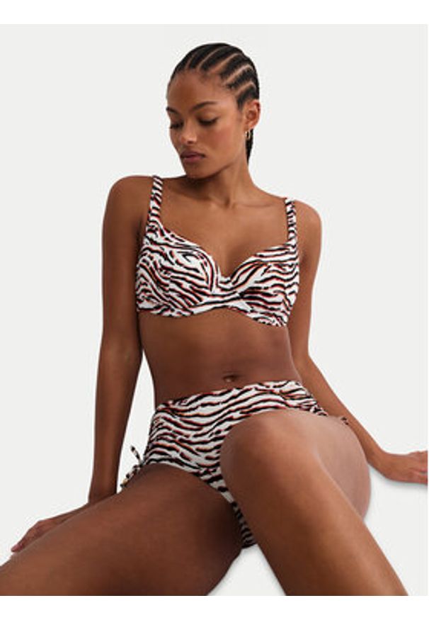 Triumph Góra od bikini Summer Wild 10226581 Kolorowy. Materiał: syntetyk. Wzór: kolorowy