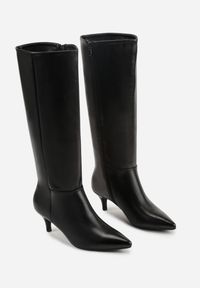 Born2be - Czarne Eleganckie Kozaki na Kaczuszce z Noskiem w Szpic Alivitte. Okazja: na co dzień. Kolor: czarny. Obcas: na szpilce. Styl: elegancki. Wysokość obcasa: średni #7