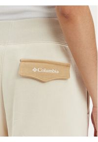 columbia - Columbia Szorty sportowe Lodge™ 2073461 Kremowy Relaxed Fit. Kolor: kremowy. Materiał: bawełna #3