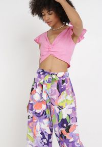 Born2be - Fioletowe Spodnie Avagana. Kolor: fioletowy. Długość: długie. Wzór: nadruk, kolorowy, paski