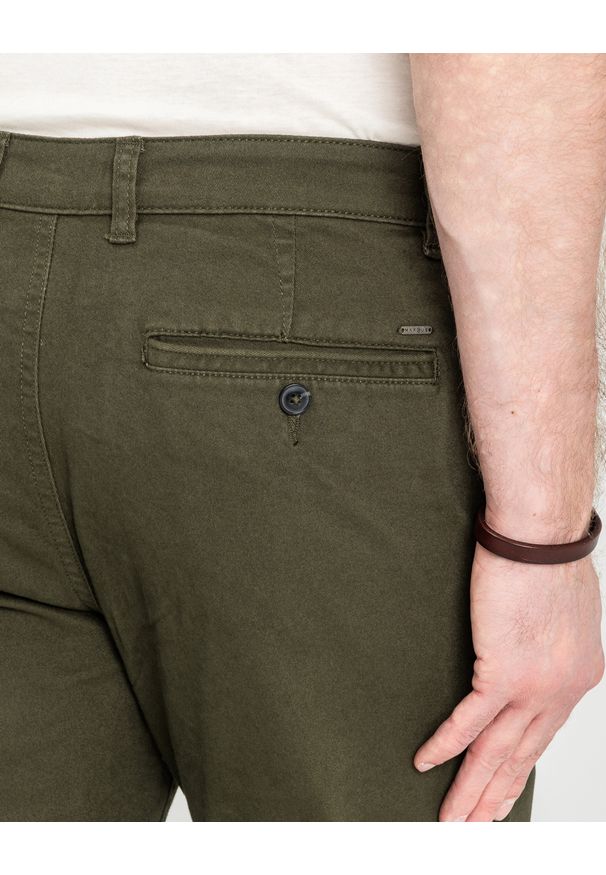 MARCUS - Męskie Spodnie Materiałowe Marcus Gerry Chino 5052 Olive Green 16-200126. Materiał: materiał