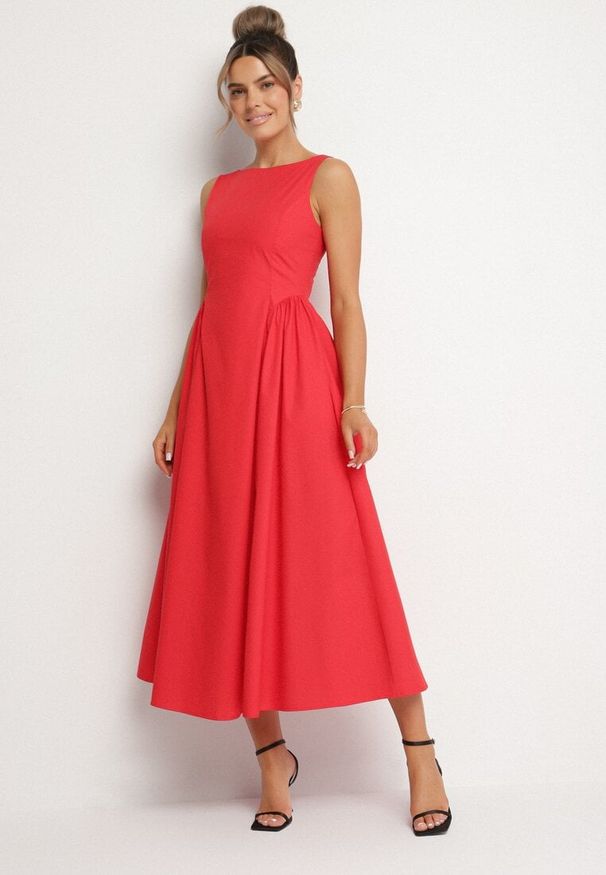 Born2be - Czerwona Bawełniana Sukienka o Rozkloszowanym Kroju Halowena. Okazja: na spacer, na co dzień. Kolor: czerwony. Materiał: bawełna. Typ sukienki: proste. Styl: casual