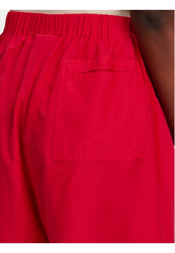 Pinko - PINKO Szorty materiałowe Lewis 105243 A2M7 Czerwony Regular Fit. Kolor: czerwony. Materiał: bawełna