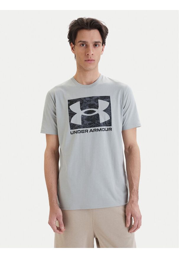 Under Armour T-Shirt ABC Camo Boxed 1361673 Szary Regular Fit. Kolor: szary. Materiał: syntetyk