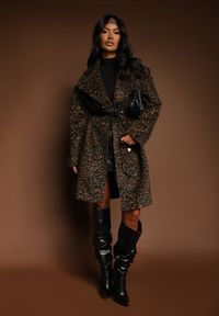 Renee - Brązowy Klasyczny Płaszcz Wiązany Paskiem w Talii Aniele. Kolor: brązowy. Styl: klasyczny #7