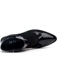 Marco Shoes Czarne botki z naturalnego zamszu z dodatkiem lakieru. Kolor: czarny. Materiał: lakier, zamsz