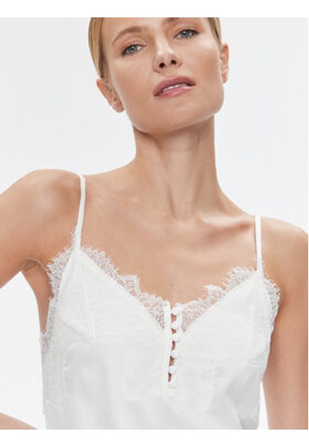Marciano Guess Top 3BGH52 9444Z Biały Regular Fit. Kolor: biały. Materiał: syntetyk