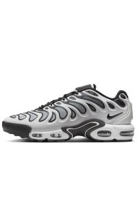 Buty Nike Air Max Plus Drift FD4290-101 - szare. Kolor: szary. Materiał: guma, materiał, syntetyk. Szerokość cholewki: normalna. Sezon: lato. Model: Nike Air Max