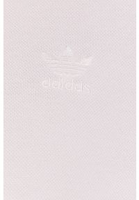 adidas Originals T-shirt H56470 damski kolor różowy z kołnierzykiem. Kolor: różowy. Materiał: poliester, dzianina. Długość: krótkie. Wzór: gładki #4