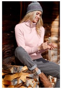 Sweter z golfem bonprix pastelowy jasnoróżowy. Typ kołnierza: golf. Kolor: różowy. Wzór: prążki. Styl: elegancki #3