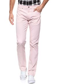 Wrangler - WRANGLER SPODNIE MĘSKIE GREENSBORO PEPPA PINK W15QMM20A. Materiał: materiał #7