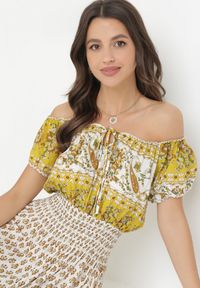 Born2be - Żółta Bawełniana Sukienka Maxi z Hiszpańskim Dekoltem i Gumką w Talii Jatza. Typ kołnierza: dekolt hiszpanka. Kolor: żółty. Materiał: bawełna. Długość rękawa: krótki rękaw. Sezon: wiosna, lato. Długość: maxi #2