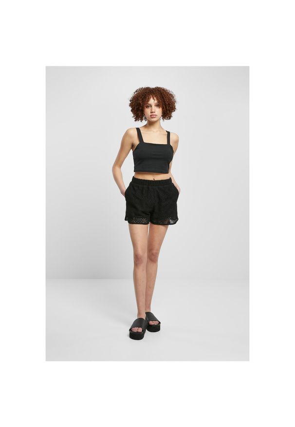 Szorty damskie Urban Classics Crochet Lace. Kolor: czarny. Materiał: koronka. Długość: krótkie. Wzór: koronka. Sezon: lato
