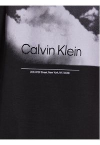 Calvin Klein T-Shirt Cloud Photo Back Print T-Shirt K10K111120 Czarny Regular Fit. Kolor: czarny. Materiał: bawełna. Wzór: nadruk #2