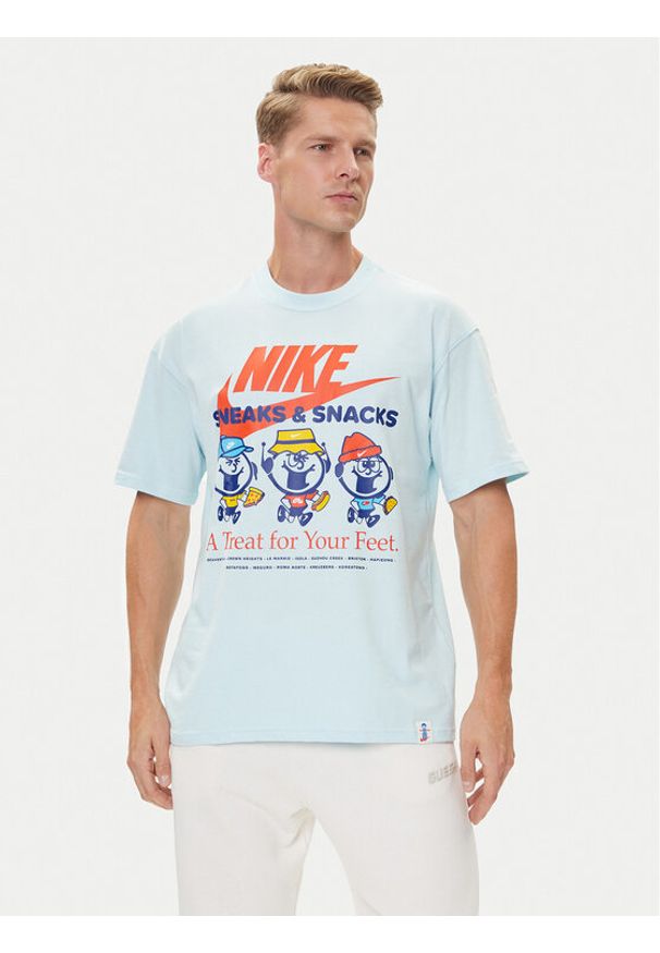 Nike T-Shirt HJ0754 Błękitny Regular Fit. Kolor: niebieski. Materiał: bawełna