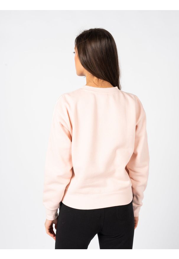 Champion Bluza "C-neck" | 115573 | Kobieta | Różowy. Okazja: na co dzień. Kolor: różowy. Materiał: bawełna, poliester. Długość: krótkie. Styl: sportowy, elegancki, klasyczny, casual