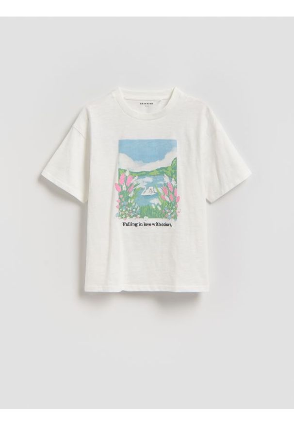 Reserved - T-shirt z aplikacją - złamana biel. Materiał: bawełna. Wzór: aplikacja