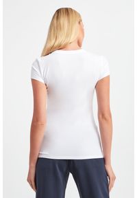 Armani Exchange - T-shirt ARMANI EXCHANGE. Długość rękawa: krótki rękaw. Długość: krótkie. Wzór: nadruk, kolorowy #2