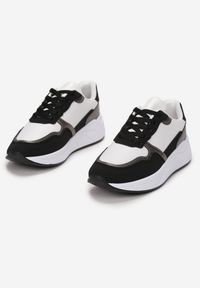 Born2be - Biało-Czarne Sneakersy Clymanassa. Wysokość cholewki: przed kostkę. Nosek buta: okrągły. Kolor: czarny. Materiał: materiał, dresówka, jeans #3