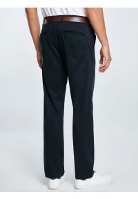 Big-Star - Spodnie męskie chinosy czarne Trevor 906. Okazja: na co dzień. Kolor: czarny. Materiał: materiał, tkanina. Wzór: nadruk, haft. Styl: casual, klasyczny #9