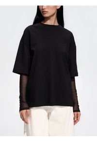 Reserved - Longsleeve oversize - czarny. Kolor: czarny. Materiał: bawełna. Długość rękawa: długi rękaw #1