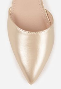 Renee - Złote Czółenka Sandały Vices na Słupku ze Skórzaną Wkładką Ozdobione Brokatem Leanelith. Okazja: na ślub cywilny, na wesele. Nosek buta: szpiczasty. Zapięcie: pasek. Kolor: złoty. Wzór: aplikacja. Materiał: skóra. Obcas: na słupku. Styl: wizytowy. Wysokość obcasa: średni #6