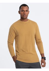 Ombre Clothing - Męski longsleeve BASIC z okrągłym dekoltem - musztardowy V10 OM-LSBL-0106 - XXL. Kolor: żółty. Materiał: bawełna, materiał. Długość rękawa: długi rękaw. Wzór: gładki, jednolity. Styl: klasyczny #4