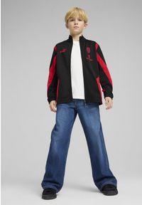Puma - Młodzieżowa kurtka AC Milan ftblNRGY+ PUMA Black For All Time Red. Kolor: czerwony, wielokolorowy, czarny. Wzór: aplikacja. Styl: młodzieżowy