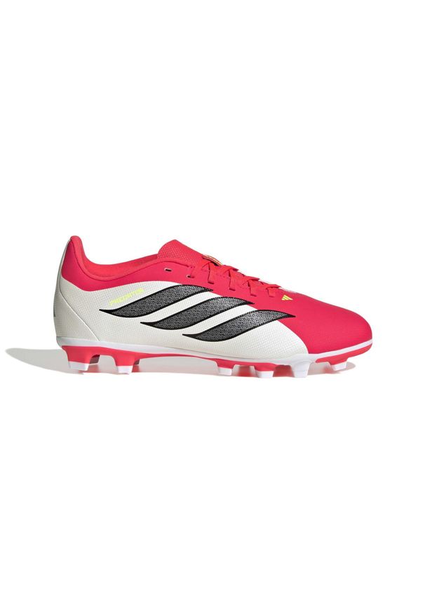 Adidas - Dziecięce buty piłkarskie adidas Predator Club FG/MG. Kolor: czerwony. Sport: piłka nożna