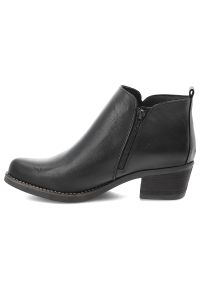 Czarne Kowbojki Hee Skórzane Buty Damskie. Okazja: na co dzień. Kolor: czarny. Materiał: skóra. Wzór: gładki. Sezon: zima, jesień. Obcas: na obcasie. Styl: casual, elegancki. Wysokość obcasa: niski #7