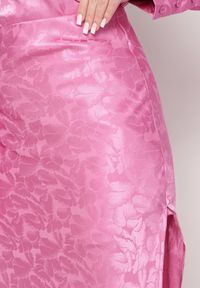 Born2be - Różowa Elegancka Spódnica Midi z Gumką w Pasie Falire. Kolor: różowy. Styl: elegancki #4