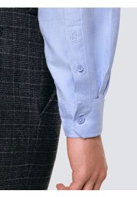 Big-Star - Koszula męska bawełniana błękitna Guberno 400. Okazja: do pracy. Kolor: niebieski. Materiał: bawełna. Wzór: haft, jodełka, ze splotem. Styl: klasyczny, elegancki #5