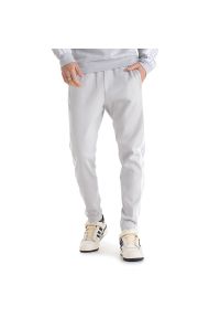 Adidas - Spodnie adidas Squadra 21 Sweat Pants GT6644 - szare. Kolor: szary. Materiał: dresówka, bawełna, materiał, poliester #1