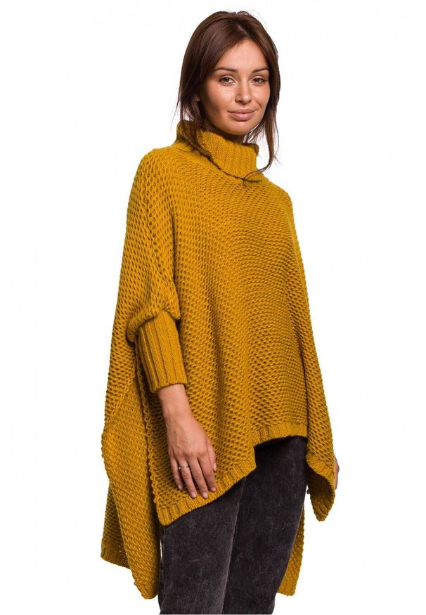 BE Knit - Asymetryczny sweter jak ponczo z golfem. Typ kołnierza: golf. Materiał: akryl. Długość: długie. Wzór: ze splotem