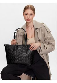 Calvin Klein Torebka Ck Must Shopper Mid Embossed Mono K60K610274 Czarny. Kolor: czarny. Materiał: skórzane