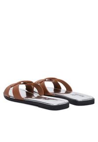 Love Moschino - LOVE MOSCHINO Klapki JA28092G0OIAX200 Brązowy. Kolor: brązowy. Materiał: skóra #3
