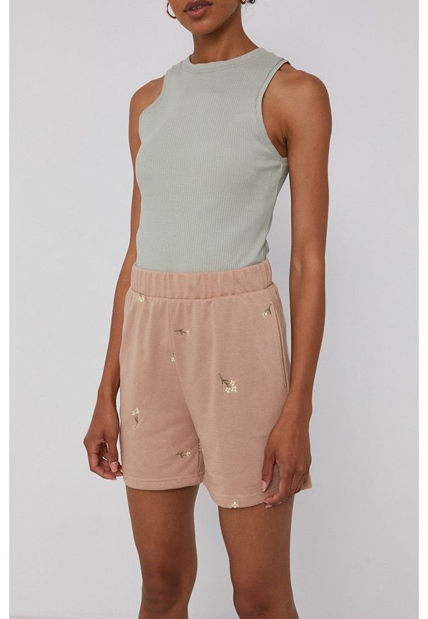 Vero Moda - Szorty. Okazja: na co dzień. Kolor: brązowy. Styl: casual