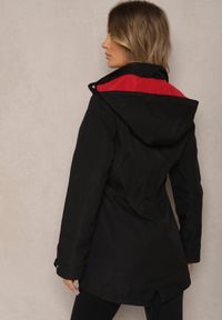 Renee - Czarna Dwustronna Kurtka w Stylu Parki Wykończona przy Rękawach Guzikami Mivatra. Okazja: na co dzień. Kolor: czarny. Materiał: jeans, wełna. Styl: casual, elegancki #5